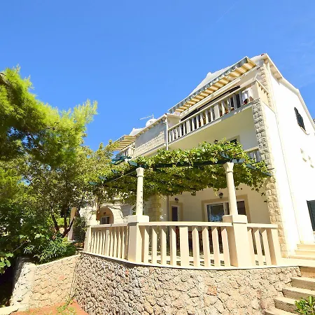 דירה Plavac Mali-5 By Interhome *